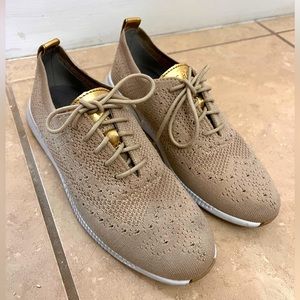 Cole Haan Women's 2.ZERØGRAND Wingtip Oxford